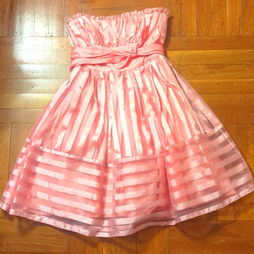 Betsy Johnson Pink Striped Strapless Full skirt Gown, size 2
